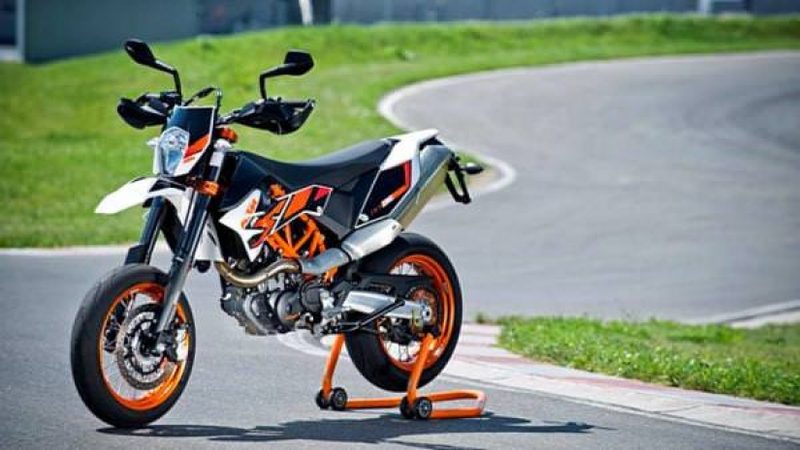 КТМ объявила об отзыве партии своих мотоциклов модели КТМ 690