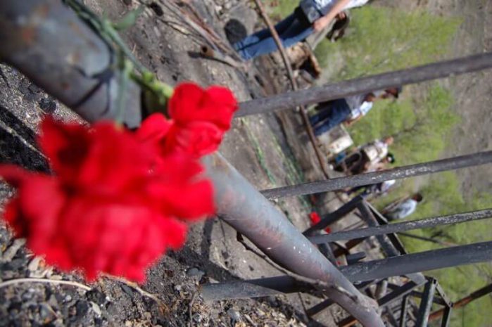 Фоторепортаж о годовщине трагедии на «Аркан-Кергене»