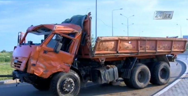 В ДТП на трассе Актау-Жанаозен пострадали пять детей