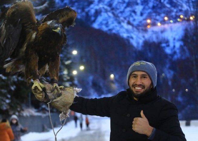 Соперника Оспанова атаковали казахстанские фанаты