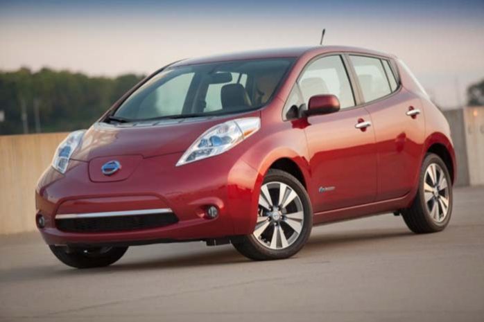 Nissan Leaf побил рекорд продаж в США