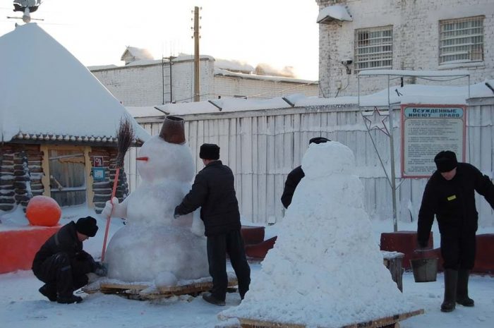 Костанайским заключенным сулят УДО за победу в конкурсе снежных фигур
