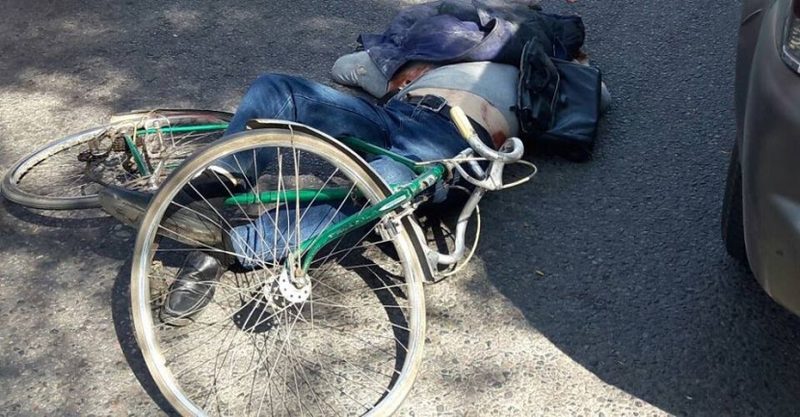 Грузовик раздавил велосипедиста в Алматы. ФОТО