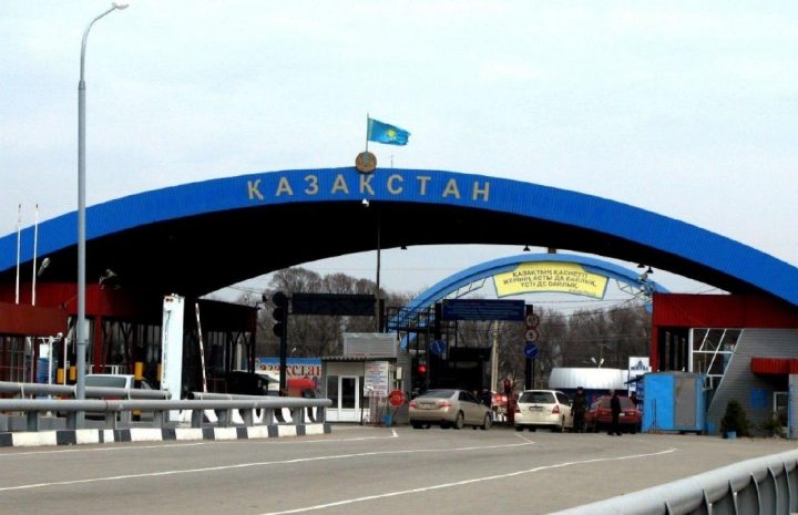 Ограничения по пересечению границы с тремя государствами снимает Казахстан