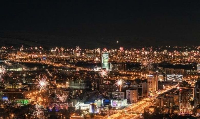 Власти Алматы объявили конкурс на лучшее новогоднее оформлениеЭксклюзив