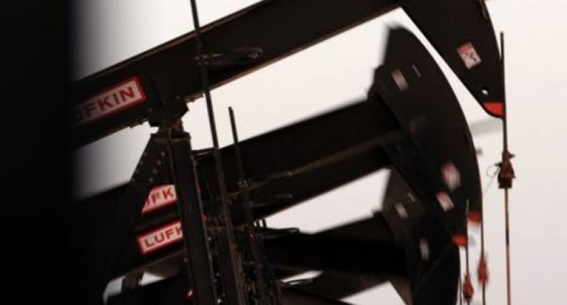 Цена на нефть марки Brent впервые с августа поднялась выше $54