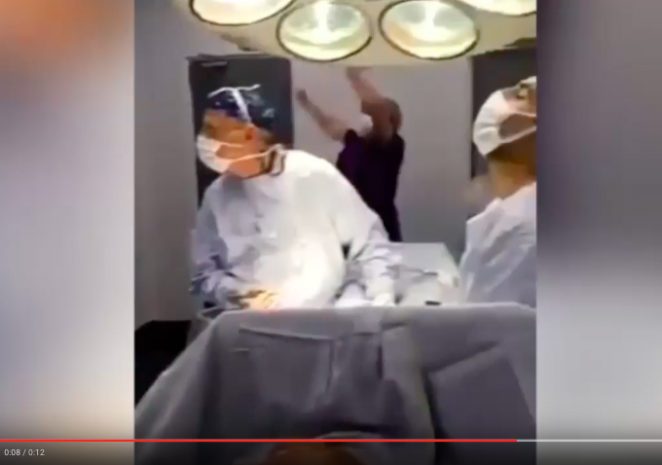 Как хирурги смотрели матч Португалия - Чили во время операции