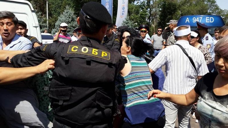 СОБР задержал ипотечников в Алматы [видео]Эксклюзив