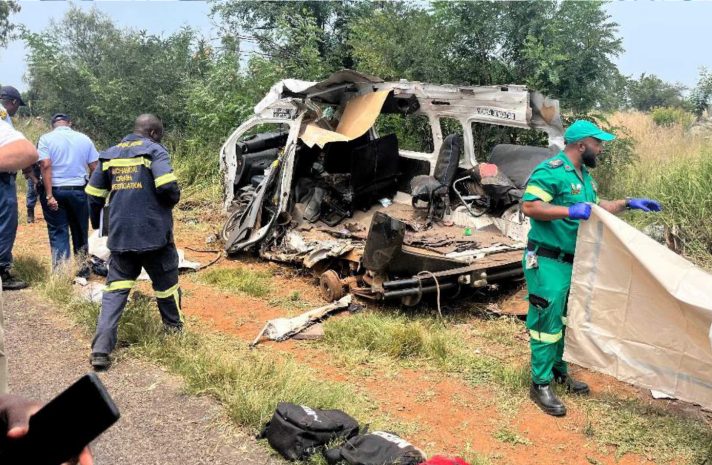 Оңтүстік Африкада мектеп автобусымен болған жол апатында 10-нан астам бала қаза тапты