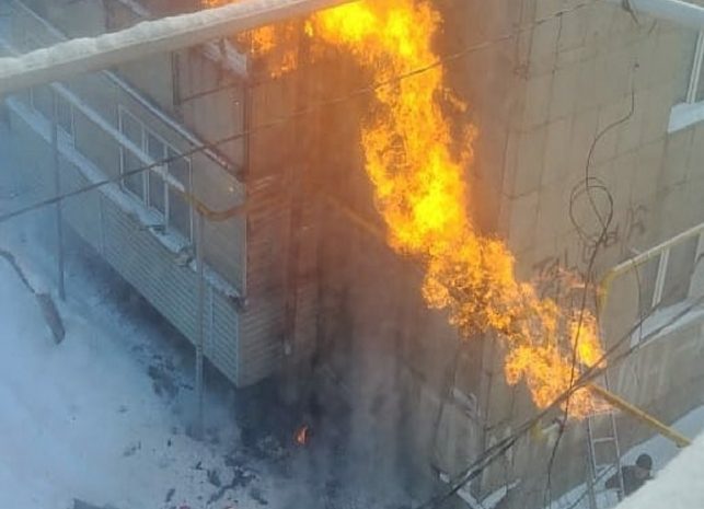 Из-за халатности газовиков случился пожар в многоэтажке в Талгаре