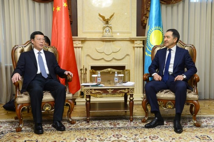 В Казахстане зарегистрировано 2783 компании с участием китайского капитала