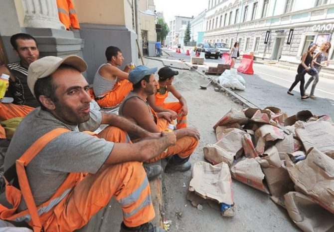 В Москве нарисовали комикс с правилами поведения мигрантов