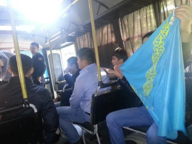 Полиция в Алматы задержала противников Таможенного союза