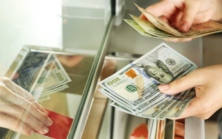 Средневзвешенный курс доллара составил 495 тенге — KASE