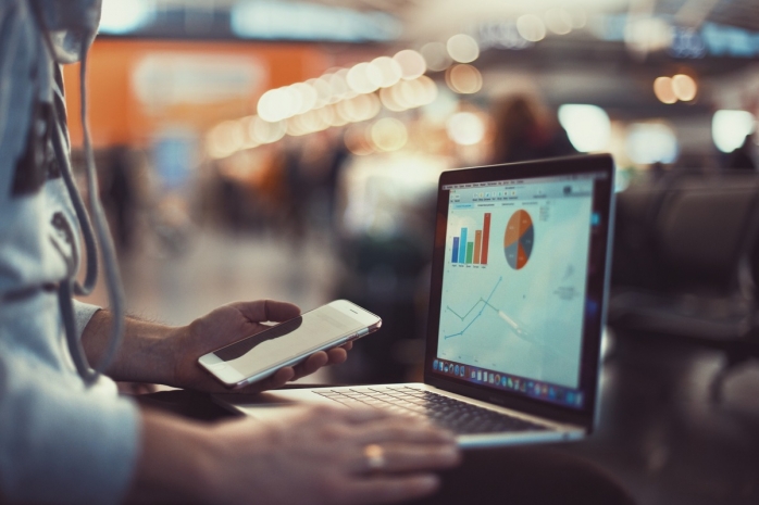 Доллар продолжает расти в цене