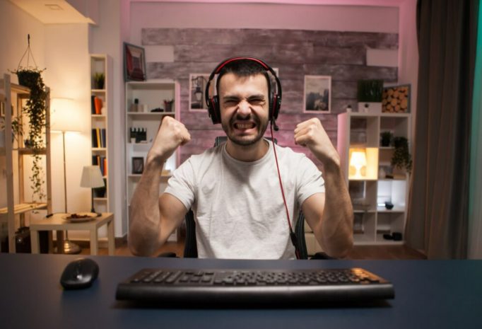 Законопроект о запрете треш-стримов внесли в Госдуму