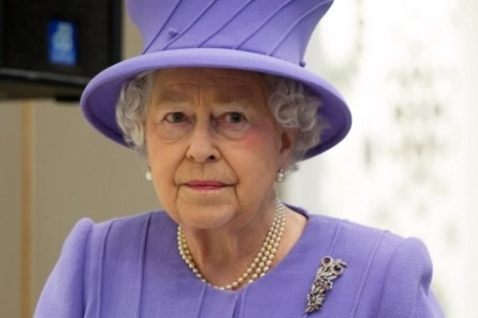 Елизавета II попросила Кейт поторопиться с родами