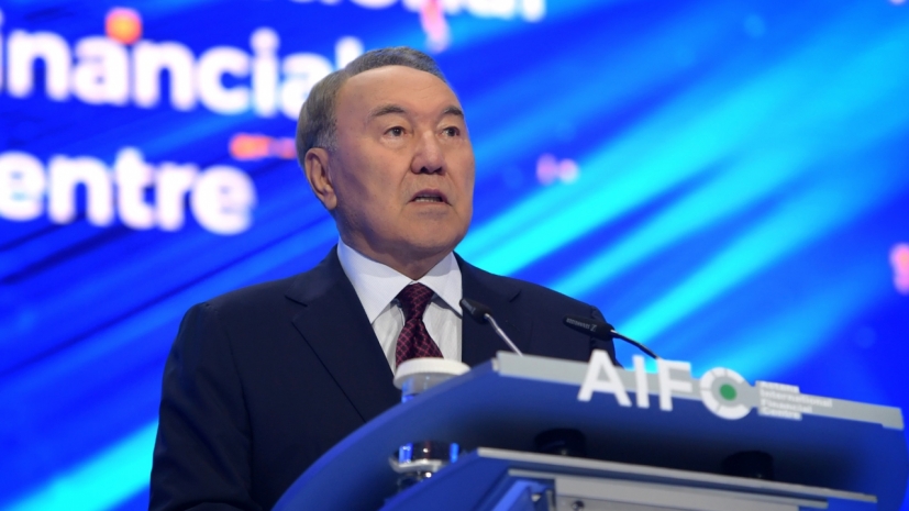 Нурсултан Назарбаев открыл работу Международного финансового центра «Астана»