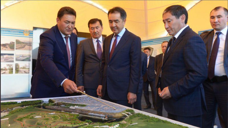 Бакытжан Сагинтаев осмотрел микрорайон «Сарыарка» в Павлодарском регионе