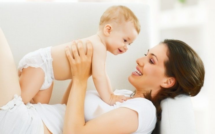 Британские младенцы вместо «мама» говорят «планшет»