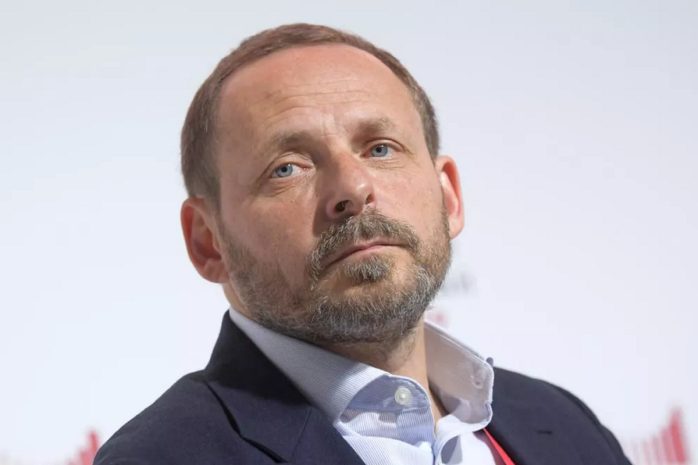 Аркадий Волож сообщил об уходе из «Яндекс»