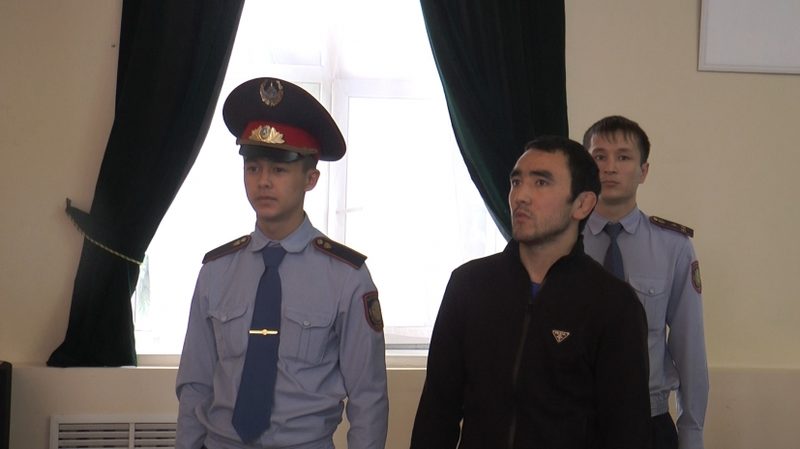 В Алматы скупщик краденого принуждал товарища к воровству. ФОТО