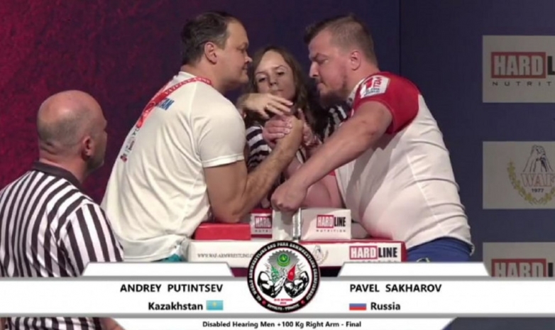 Андрей Путинцев стал двукратным чемпионом мира по пара-армрестлингу