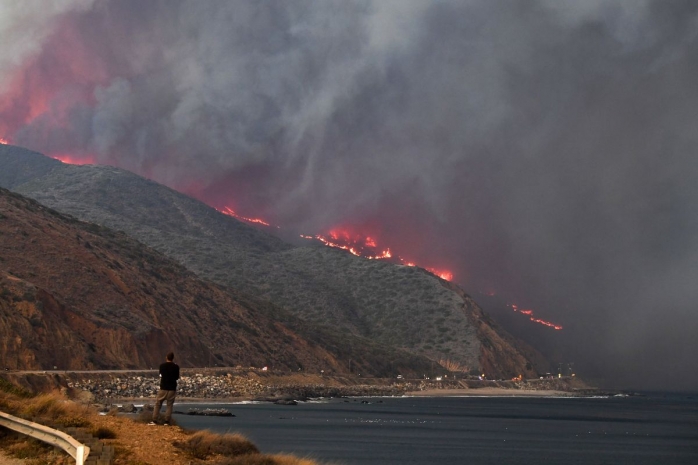 Из-за лесных пожаров погибли 25 человек в Калифорнии