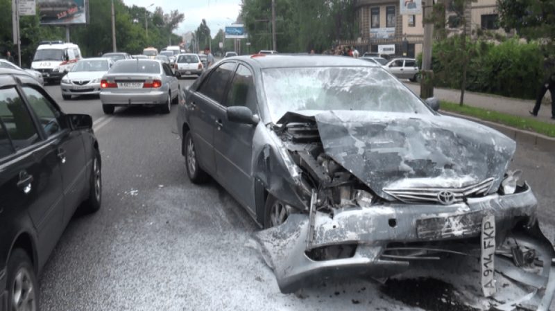 Женщина погибла в ДТП в Алматы