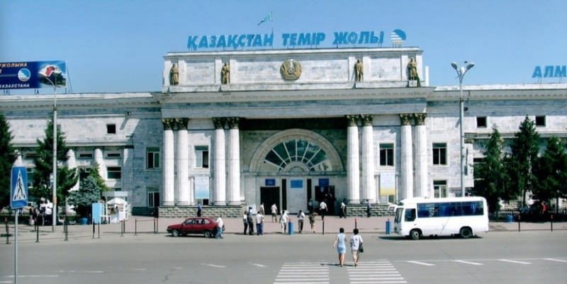 Алматинские перекупщики билетов затаились после рейдаЭксклюзив