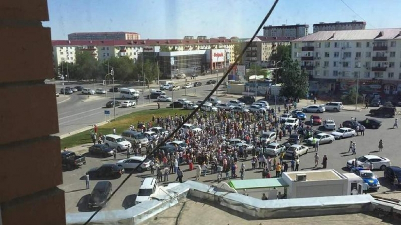 Из-за несоблюдения саннорм отменили акцию по раздаче лекарств в Атырау