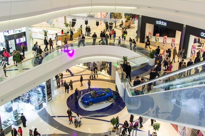 Моллы и ТРЦ Астаны и Алматы снижают цены