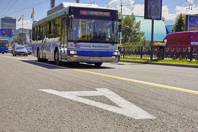 С начала года столичные автомобилисты 464 раза нарушили линию Bus Lane