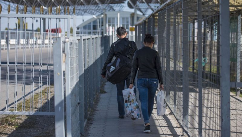 Жителям Узбекистана упростили въезд в Кыргызстан