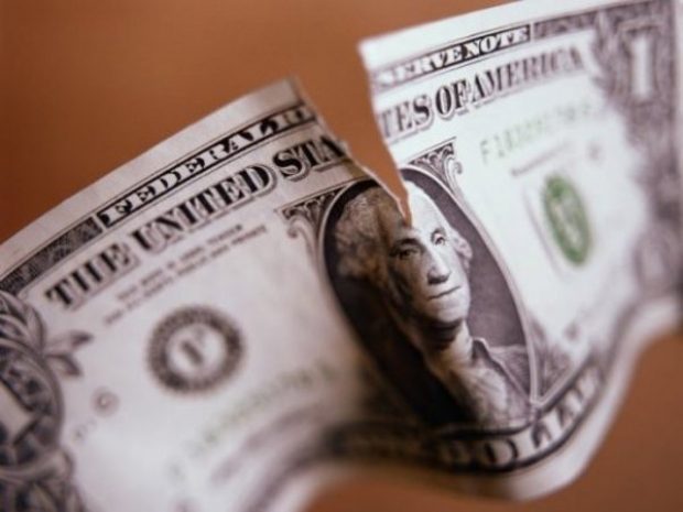 Франция ополчилась на доллар из-за штрафа в почти $9 млрд