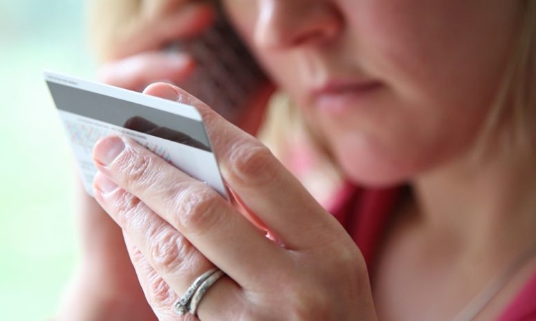 АФМ-нің жалған қызметкері Павлодарлық зейнеткерден 10 мың доллар талап етті