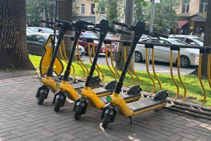 Запрет на пользование электросамокатов детьми рассматривают в Казахстане