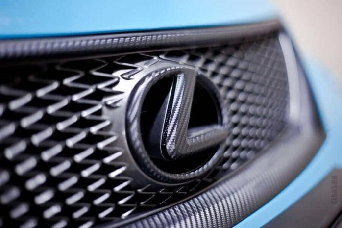 Lexus выпустит большой кроссовер с тремя рядами сидений