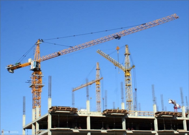 Двое монтажников из Китая травмированы на стройке в Астане