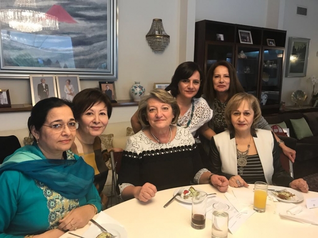 Первой леди Греции понравилась «казахская самса»