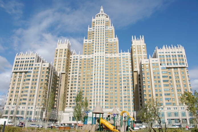 Акимат вмешался в конфликт жильцов и администрации ЖК «Триумф Астаны»