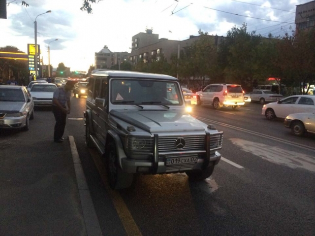 В Алматы на месте ДТП скончалась женщина