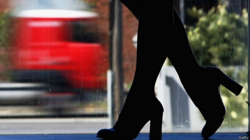 Почему мужчины готовы платить за секс?