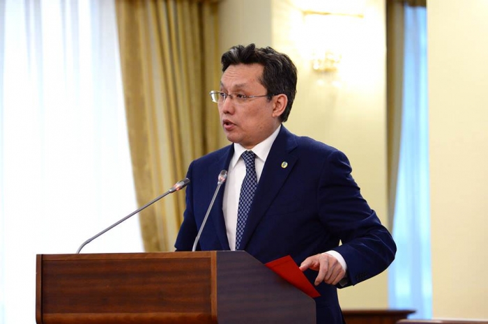 Министр финансов не смог прокомментировать повышение депутатских зарплат