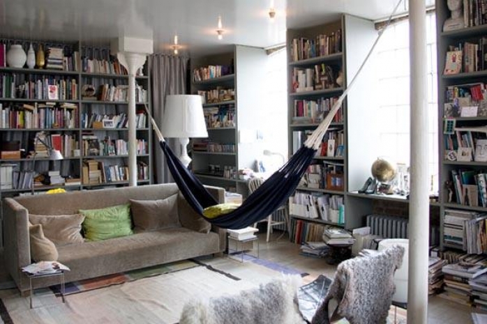 В подвешенном состоянии: использование в интерьере гамака