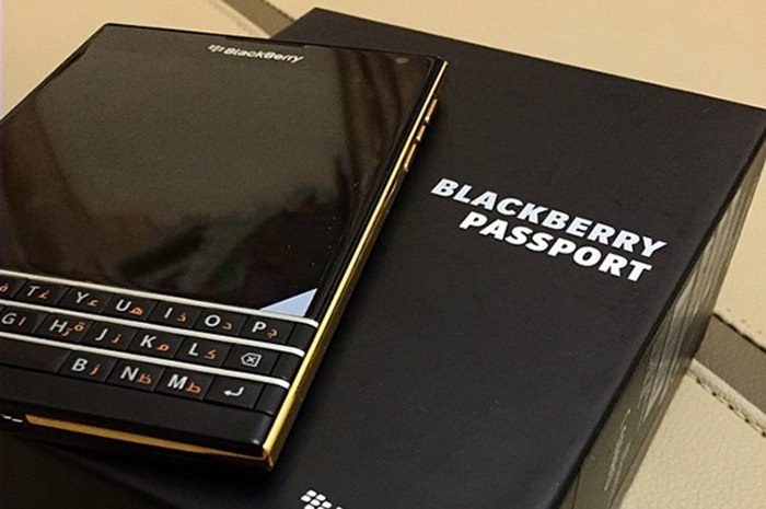 BlackBerry предложила обменять б/у iPhone на свой флагман