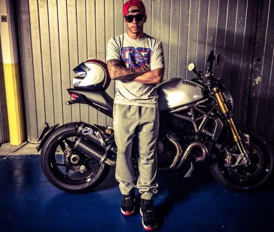 Хэмилтон купил новый Monster