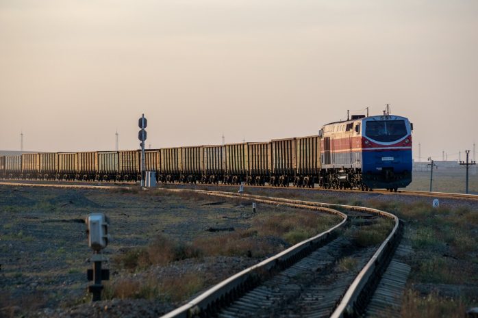 Қазақстанда су тасқынына қарсы 45 арнайы пойыз дайындалуда