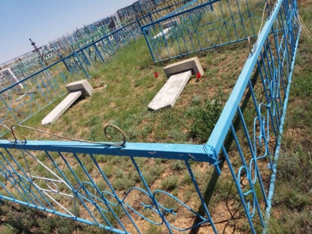 21 надгробие повредили безработные в Риддере