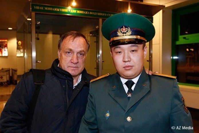 Дику Адвокату приглянулся казахский таможенник